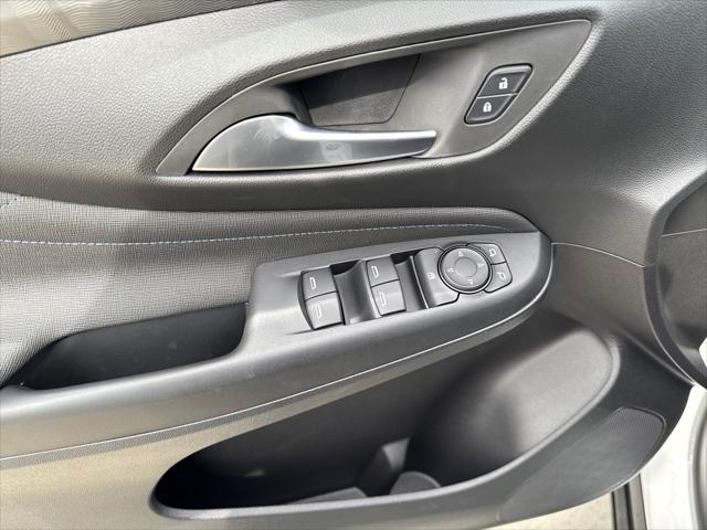 2026 Buick NV Sport Touring FWD