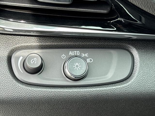 2026 Buick NV Sport Touring FWD