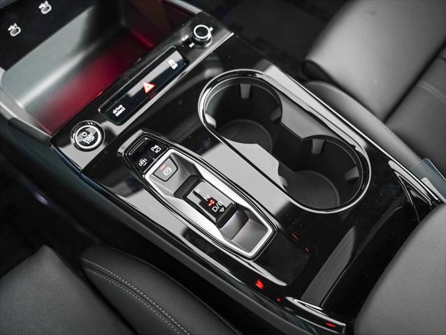 2027 Audi Q6 e-tron Premium Plus quattro