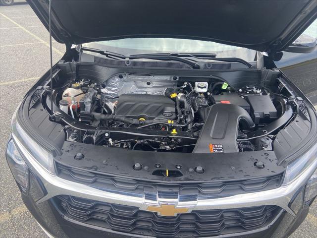 2024 Chevrolet Trax FWD LT