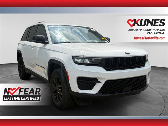 2024 Jeep Grand Cherokee Altitude 4x4 for sale in Platteville, WI