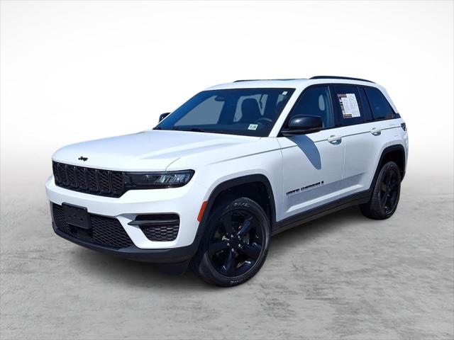 2023 Jeep Grand Cherokee Altitude 4x4 2023 Jeep Grand Cherokee Altitude 4x4
