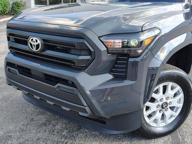 2024 Toyota Tacoma SR 2024 Toyota Tacoma SR