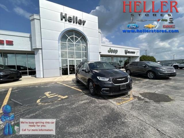 2023 Chrysler Pacifica Hybrid Limited for sale in Pontiac, IL