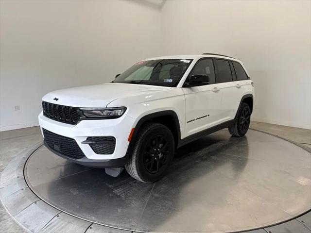 2025 Jeep Grand Cherokee Altitude 4x4 2025 Jeep Grand Cherokee Altitude 4x4