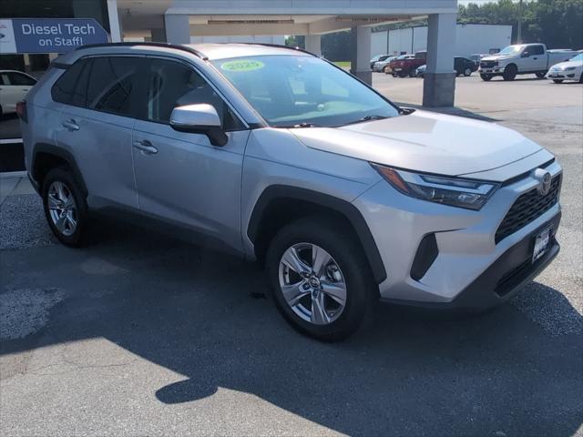 2025 Toyota RAV4 XLE 2025 Toyota RAV4 XLE