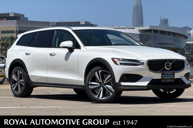 2026 Volvo V60 Cross Country Plus, B5 AWD Gas mild hybrid for sale in San Francisco, CA
