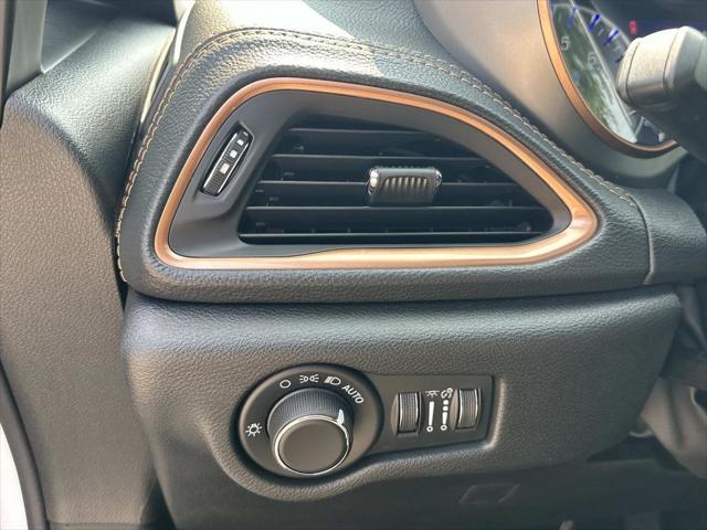 2027 Chrysler Pacifica Pinnacle