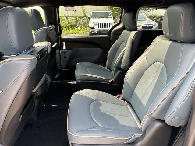 2027 Chrysler Pacifica Pinnacle