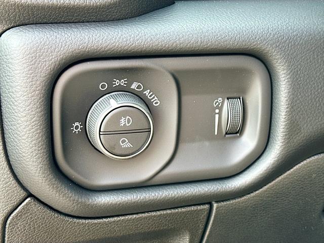 2026 Ram 1500 Big Horn Crew Cab 4x4 57 Box