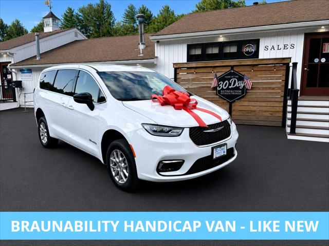 2024 Chrysler Pacifica Touring for sale in Whitinsville, MA
