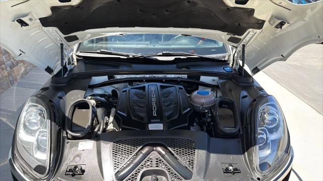 2017 Porsche Macan S