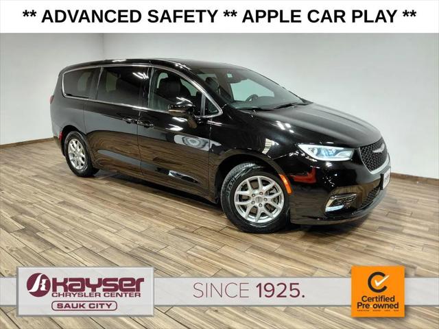 2025 Chrysler Pacifica Select for sale in Sauk City, WI