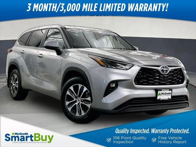 2023 Toyota Highlander Hybrid XLE for sale in Iowa City, IA