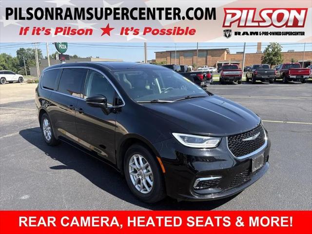 2024 Chrysler Pacifica Touring L for sale in Charleston, IL