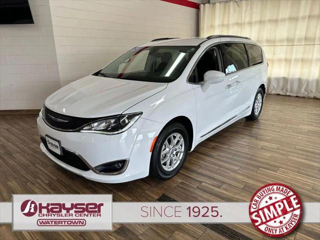 2020 Chrysler Pacifica Touring L for sale in Watertown, WI