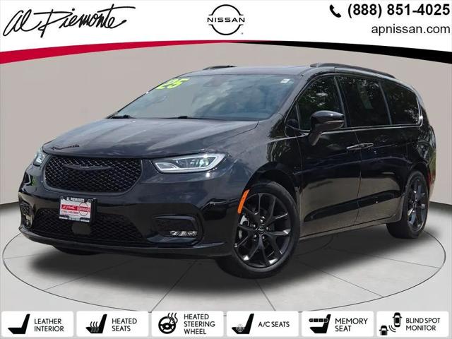 2025 Chrysler Pacifica Limited for sale in Melrose Park, IL