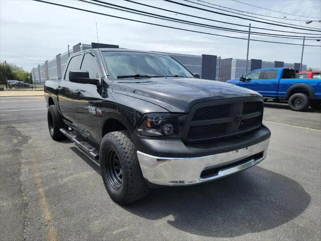 2017 Ram 1500 Express Crew Cab 4x4 5'7" Box for sale in Toms River, NJ