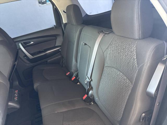 2011 GMC Acadia SL