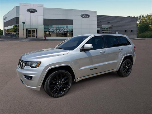 2019 Jeep Grand Cherokee Altitude 4x4 for sale in Ferndale, MI