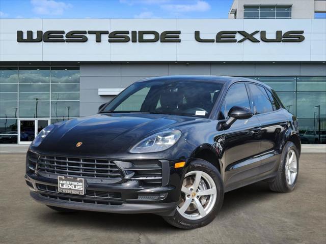 2021 Porsche Macan -'s photo