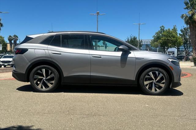 2023 Volkswagen ID.4 Pro