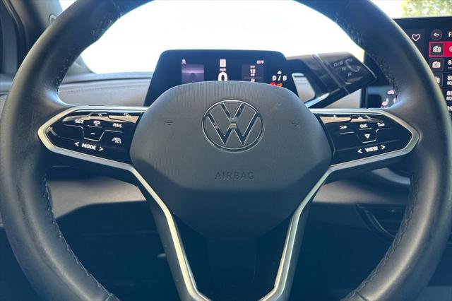 2023 Volkswagen ID.4 Pro