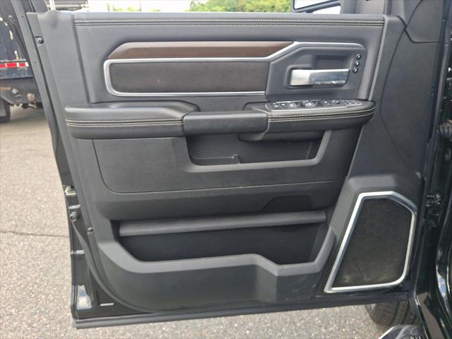 2024 Ram 2500 Laramie Crew Cab 4x4 64 Box