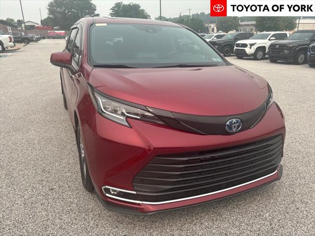 2021 Toyota Sienna XLE for sale in York, PA