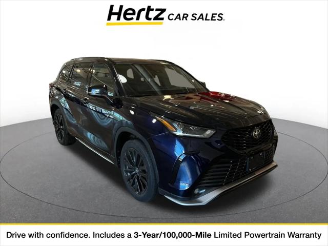 2025 Toyota Highlander LE for sale near Loveland, OH