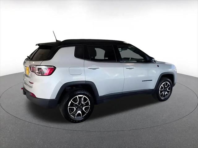 2025 Jeep Compass Trailhawk 4x4