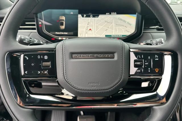 2026 Land Rover Range Rover P615 SV Black