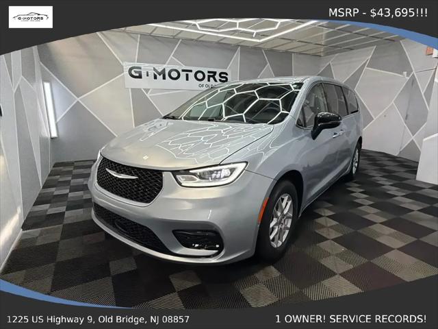 2024 Chrysler Pacifica Touring L for sale in Old Bridge, NJ