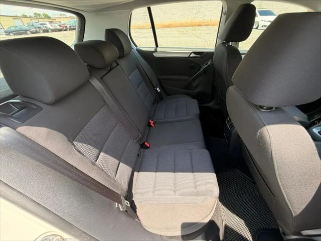 2013 Volkswagen Golf 2.0L TDI 4-Door