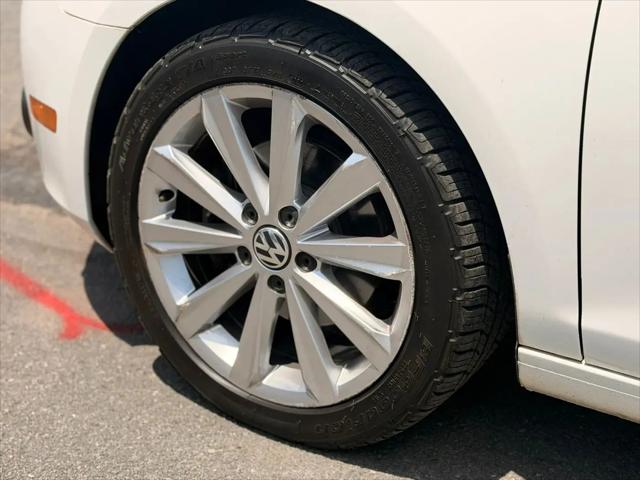 2013 Volkswagen Golf 2.0L TDI 4-Door