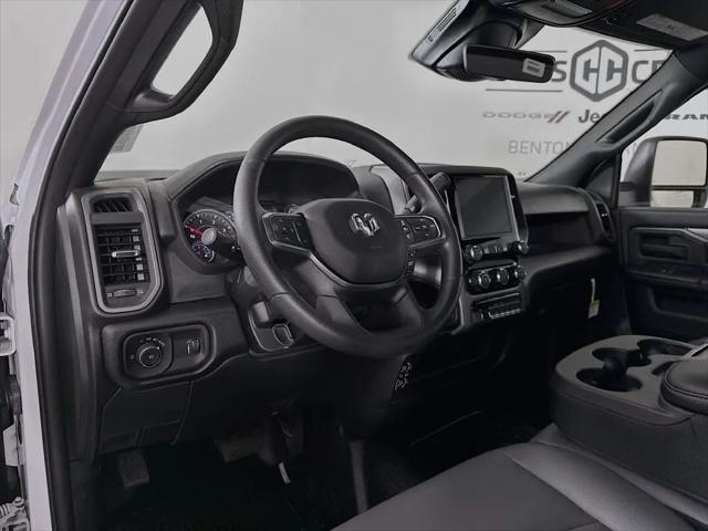2026 Ram 5500 Tradesman/Big Horn