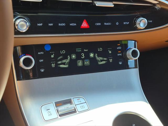 2026 Genesis GV70 2.5T Advanced