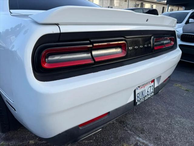 2018 Dodge Challenger SXT