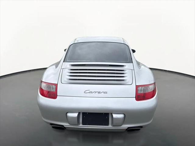 2005 Porsche 911 Carrera