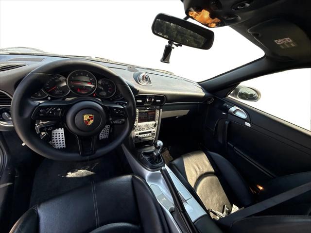 2005 Porsche 911 Carrera