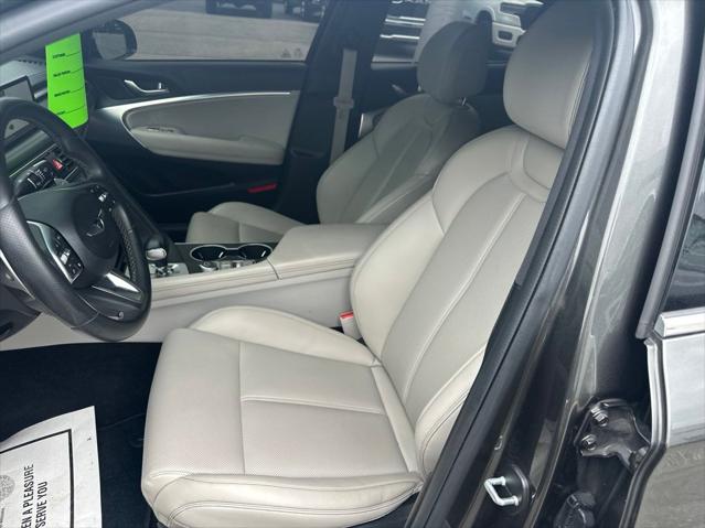 2023 Genesis G70 2.0T RWD