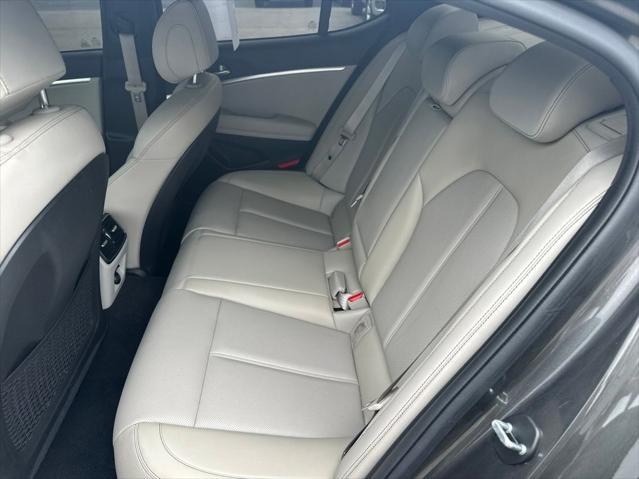2023 Genesis G70 2.0T RWD