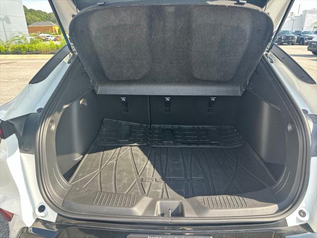 2025 Buick NV Sport Touring FWD