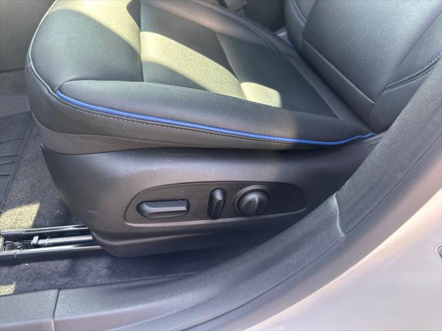 2025 Buick NV Sport Touring FWD