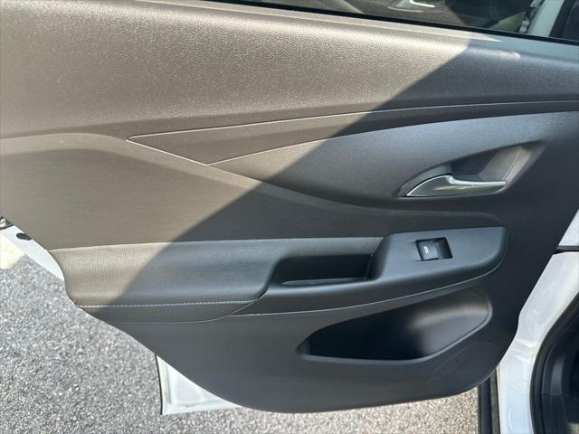 2025 Buick NV Sport Touring FWD