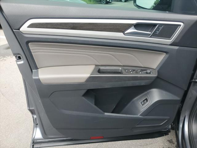 2023 Volkswagen Atlas 2.0T SE w/Technology