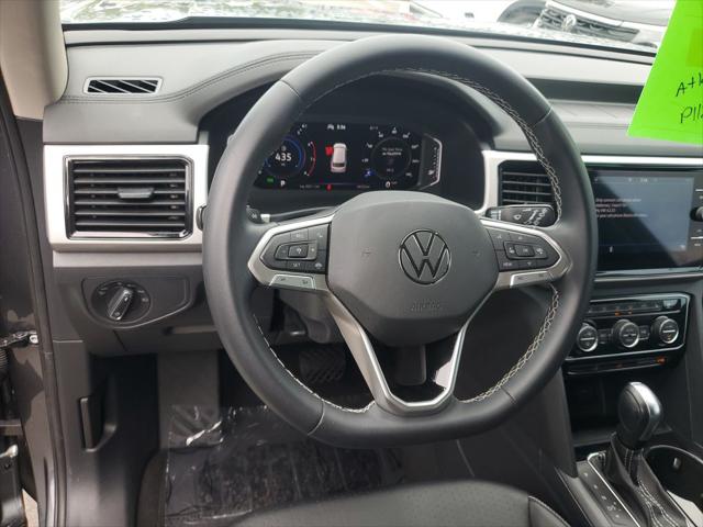 2023 Volkswagen Atlas 2.0T SE w/Technology