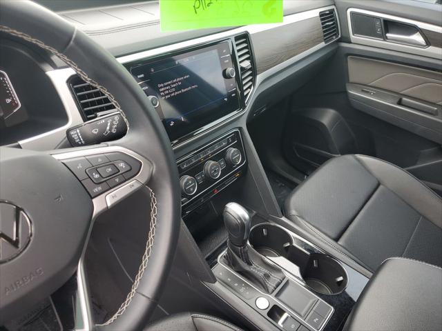 2023 Volkswagen Atlas 2.0T SE w/Technology