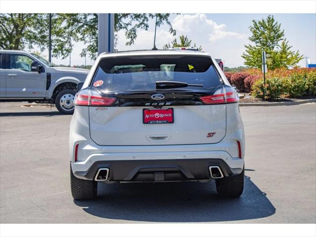 2021 Ford Edge ST