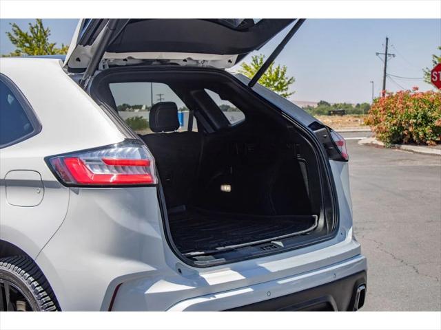 2021 Ford Edge ST